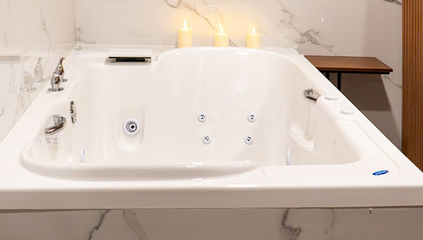 Masaje Relajante + Jacuzzi